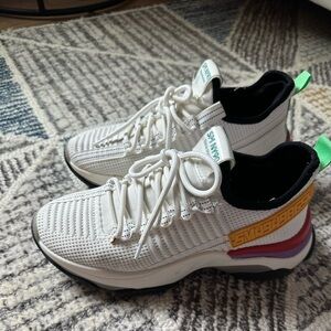 Steve Madden tennis shoes